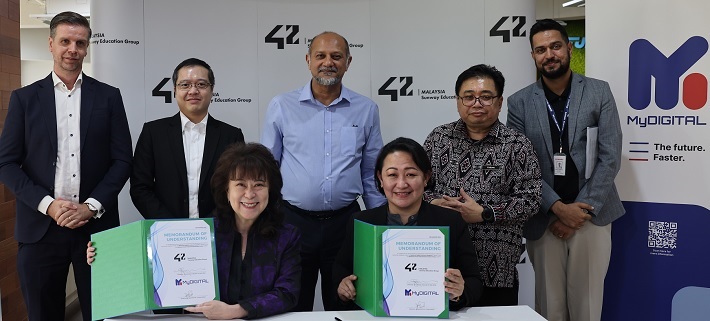 (L2R standing): Matt van Leeuwen, CIO, Sunway Group; Evan Cheah, Group CEO for Digital and Strategic Investments, Sunway Group, Gobind Singh Deo, Minister of Digital; Fabian Bigar, Sec-Gen Ministry of Digital; Jeff Sandhu, CEO 42MY. (seated L2R): Professor Elizabeth Lee, Sunway Education Group CEO; Ellina Roslan, Senior Director of MyDIGITAL. 